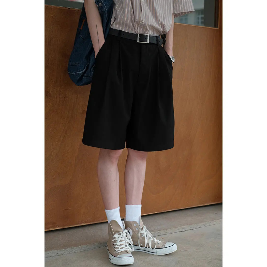 Loose straight casual five quarter pants for men