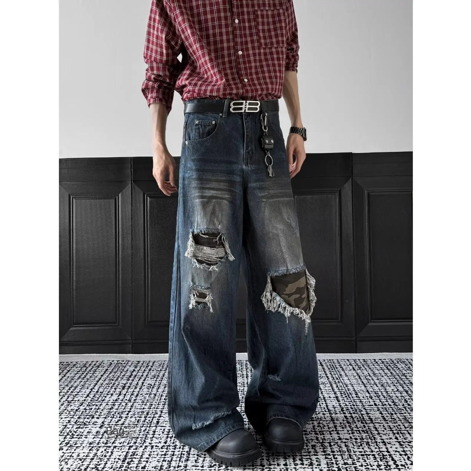 Retro patch distressed camouflage jeans for men and women Markonline