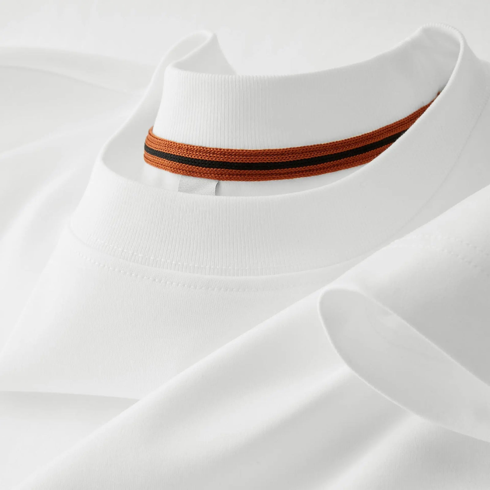 Round neck T-shirt for men