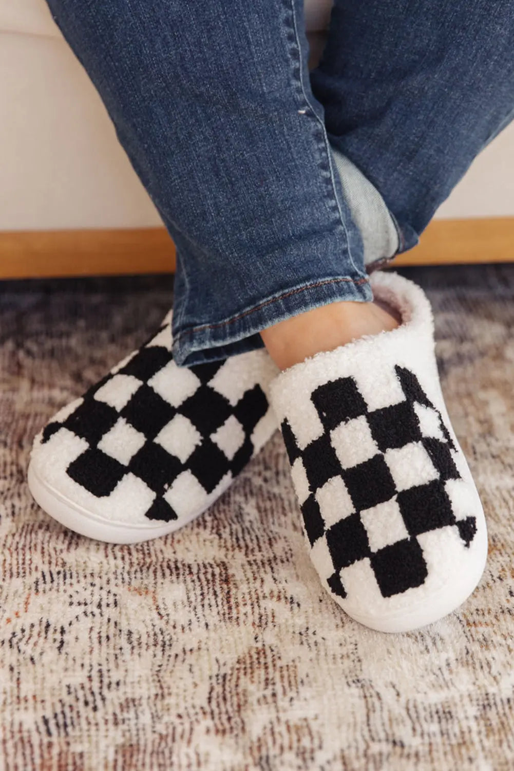 Black Checkered Print Fuzzy Slip On Winter Slippers Dear-Lover Dropshipping