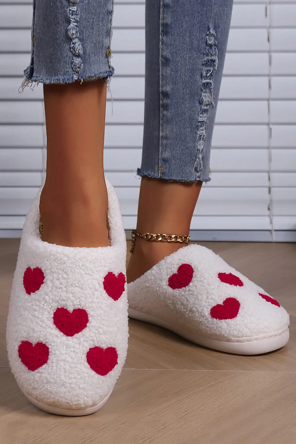 White Valentines Day Hearts Print Plush House Slippers Markonline