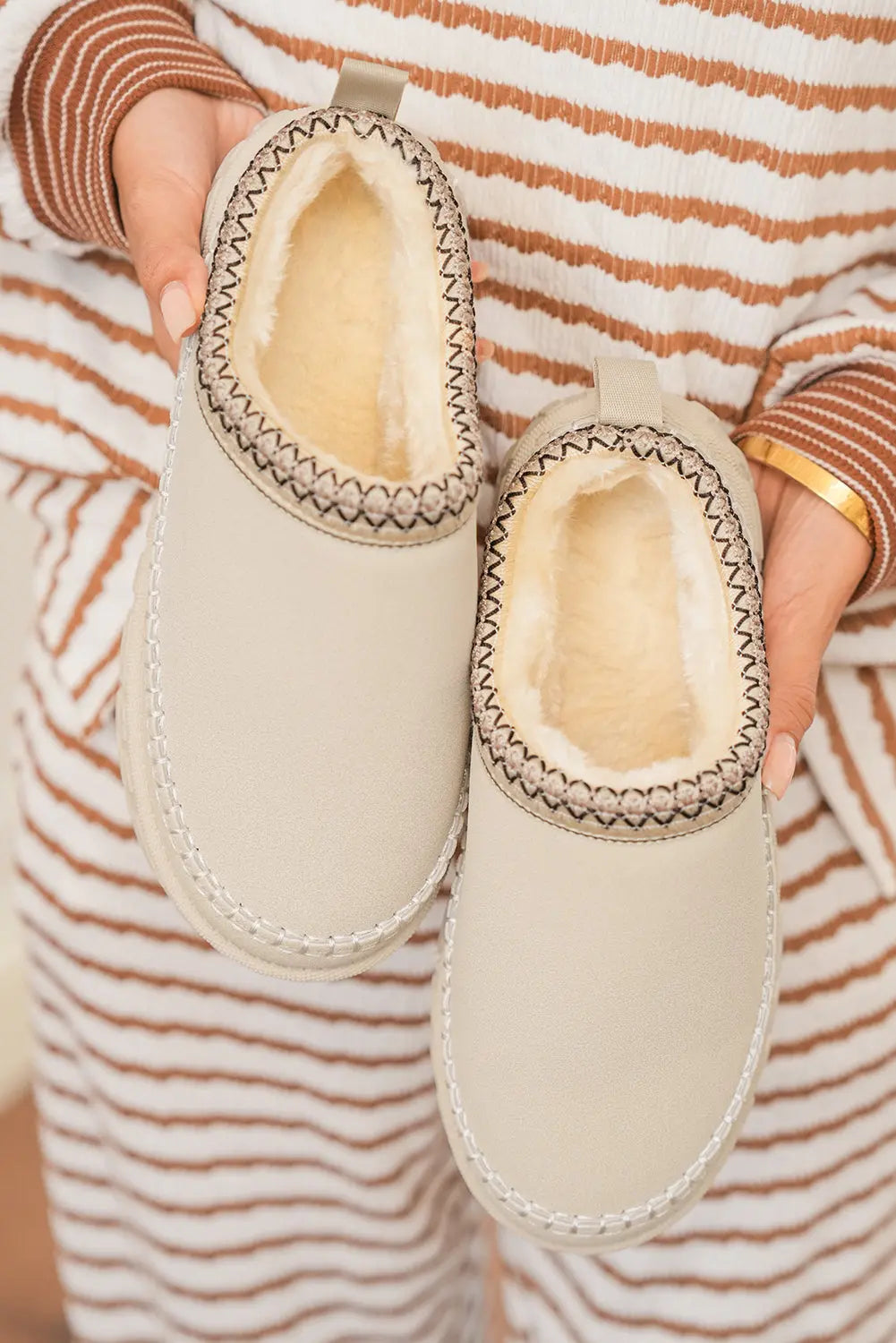 White Contrast Stitch Detail Faux Suede PU Patchwork Plush Winter Clog Slippers Markonline