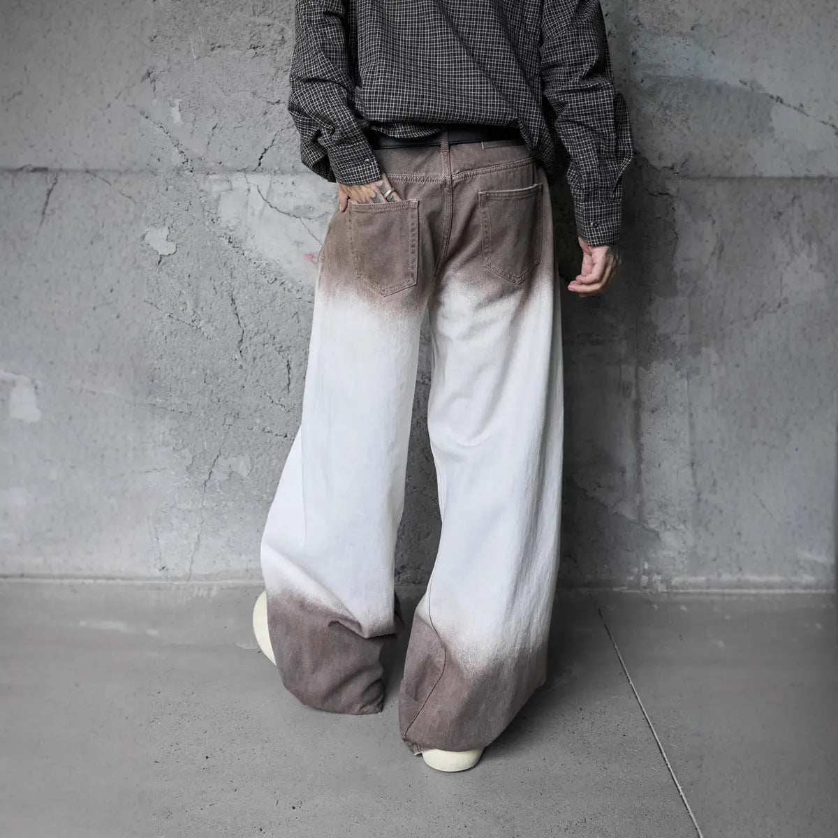 Retro Style Washed Ombre Color Knife-Edge Jeans for Men and Women,  Loose Floor-Length Wide Leg Pants Markonline