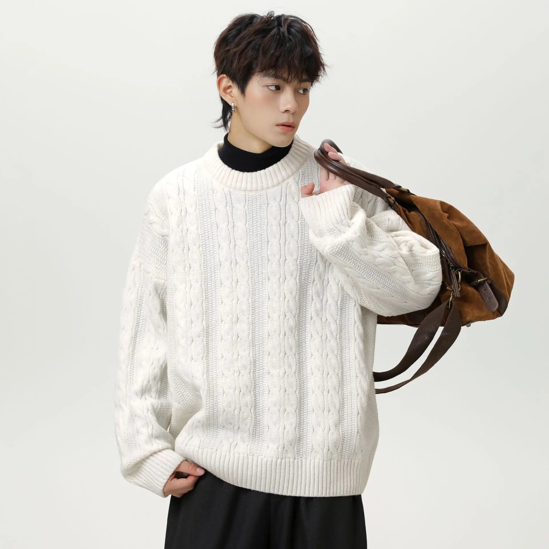 Solid color round neck sweater for men Markonline