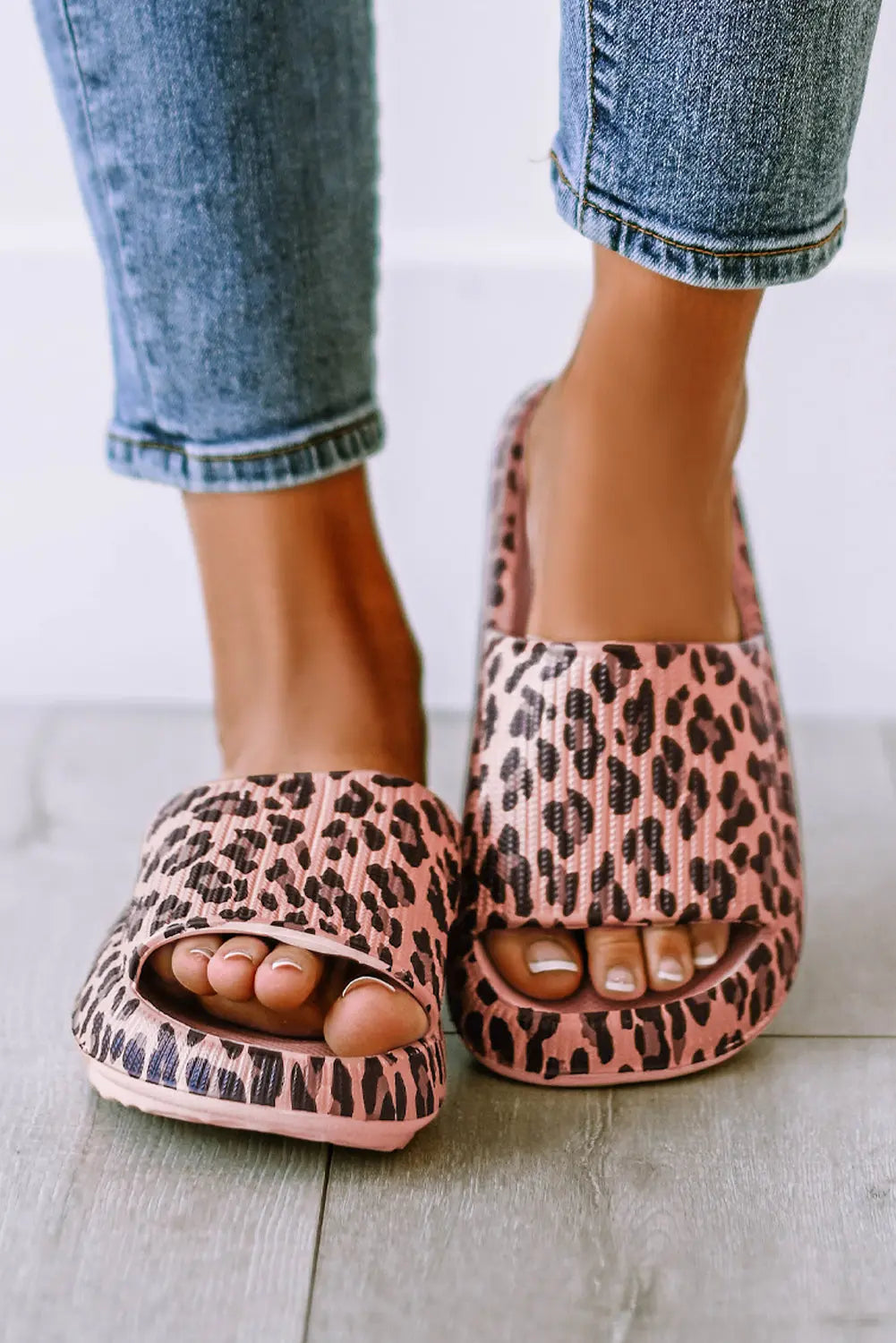 Pink Leopard Print Thick Sole Slip On Slippers Markonline