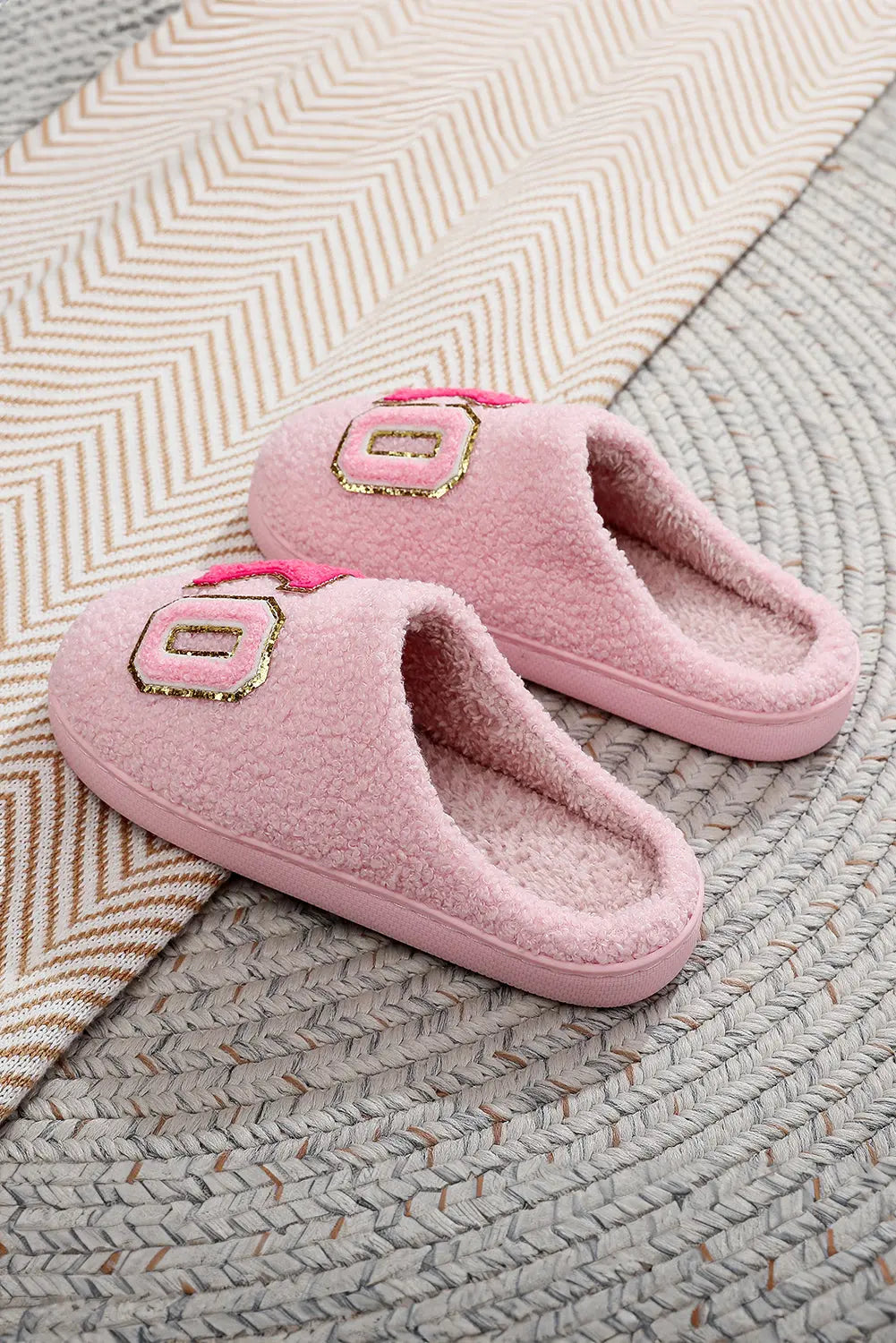 Pink XO XO Glitter Trim Letter Patched Plush House Slippers Markonline