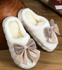 White Contrast Bowknot Applique Plush Winter Slippers (Colors May Differ by Batch) Markonline