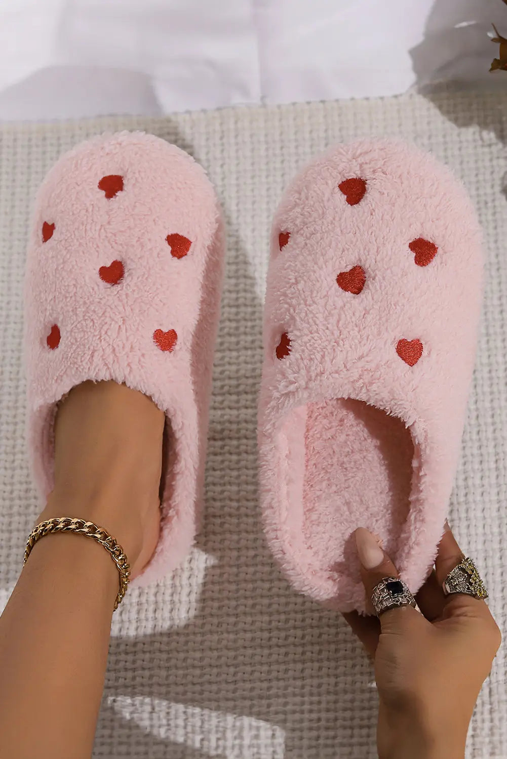 Pink Heart Shape Embroidered Slip On Plush Slippers Markonline