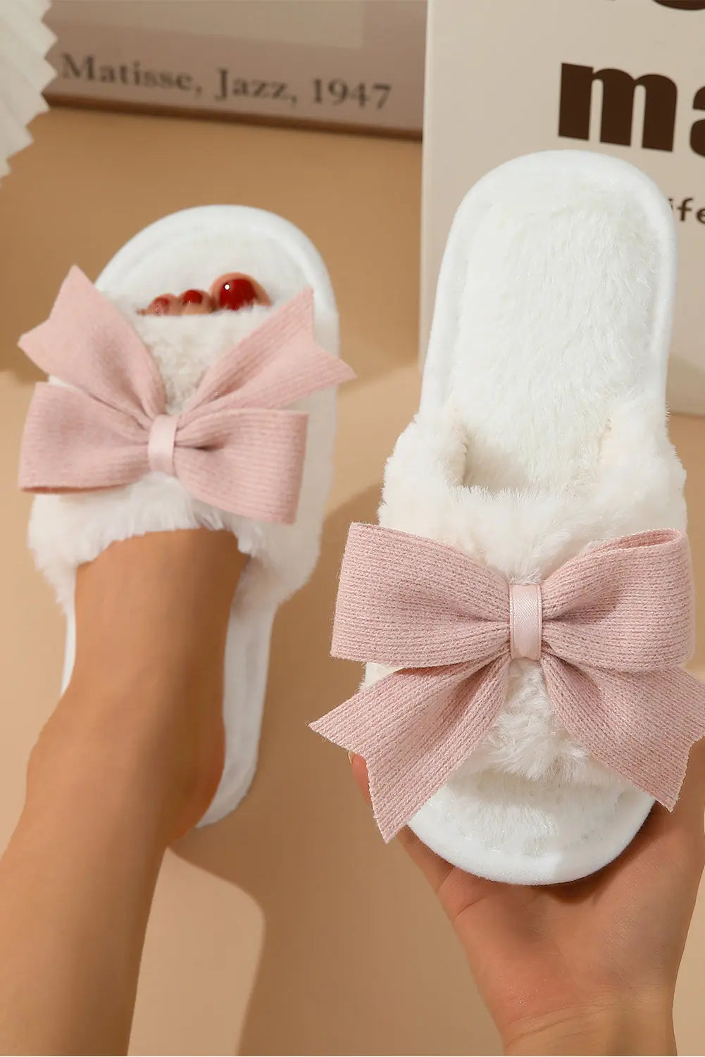 White Bow Knot Decor Open Toe Plush Slippers Markonline