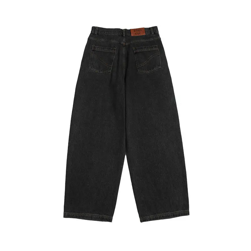 Simple and casual straight leg jeans for men and women Markonline