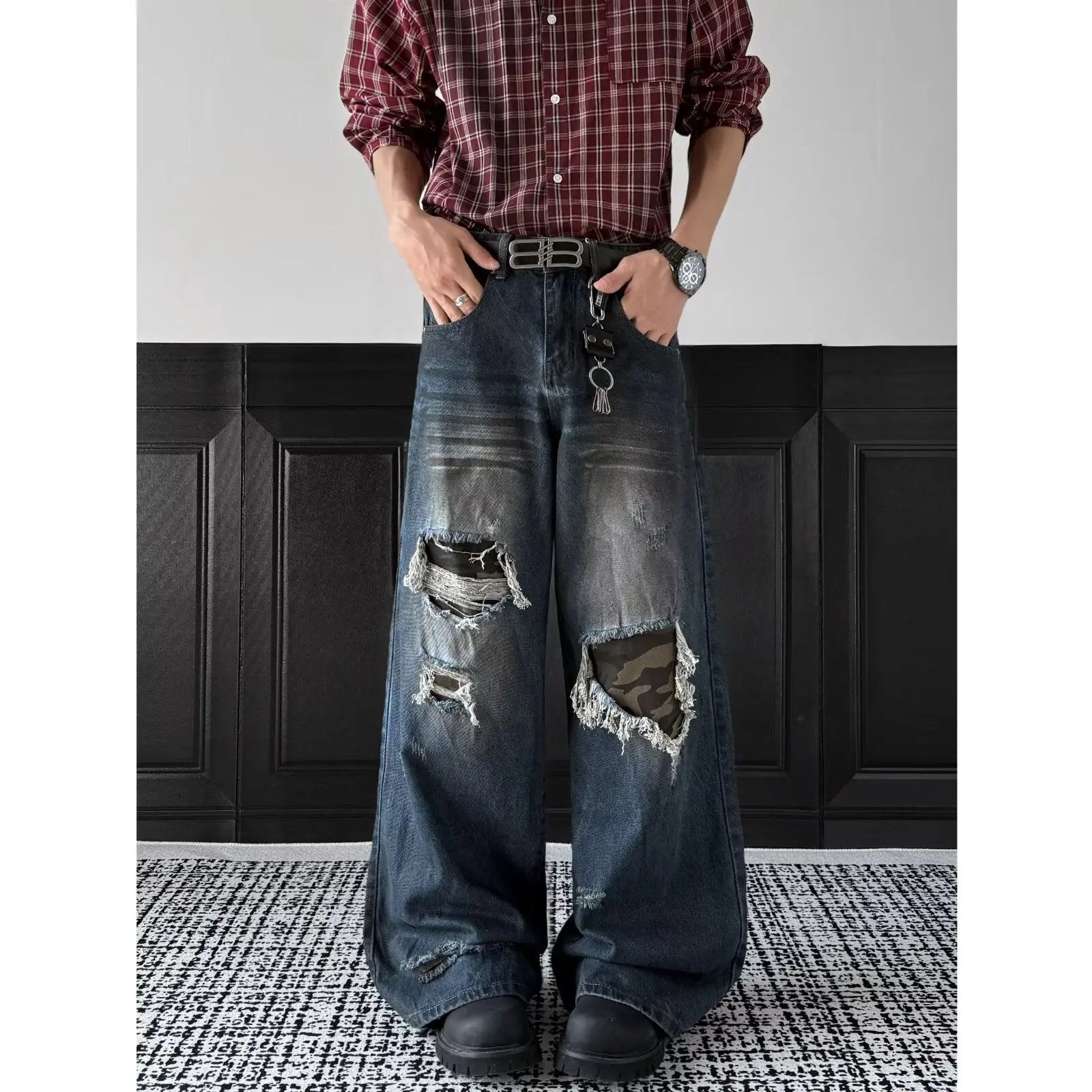 Retro patch distressed camouflage jeans for men and women
