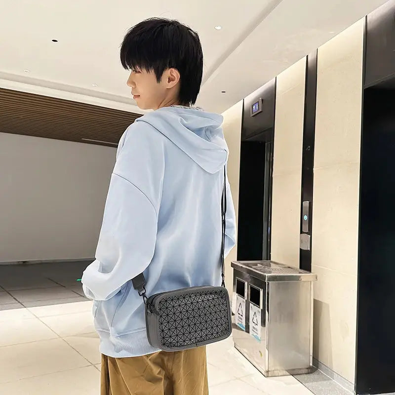 Fashionable Geometric Pattern Men's Small Shoulder Bag Trendy PU Leather Crossbody Bags for Men Sling Bag Christmas Gift for Men