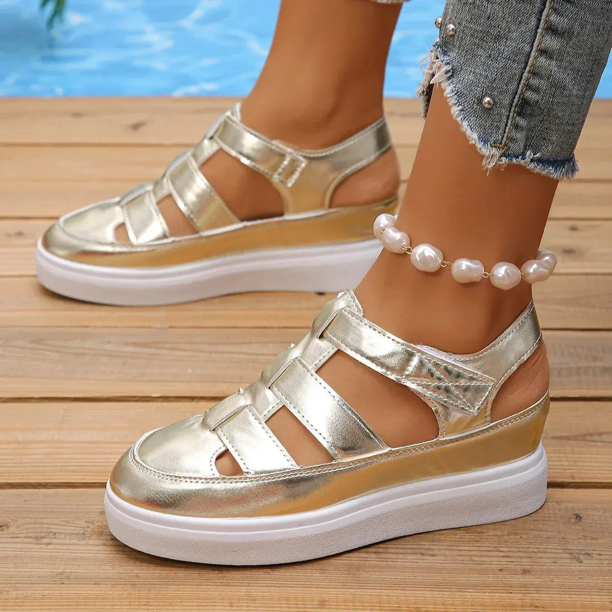 Women Sandals Summer 2025 New Wedges Heels Platform Sandals Women Hollow Out Gladiator Sandals Summer Thick Sole Shoes for Women