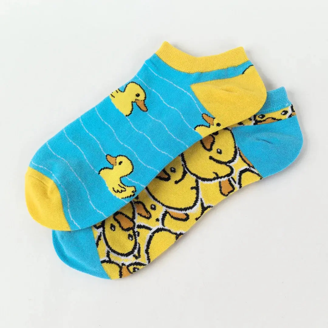 1 Pair Women's Cartoon Cute Duck Design Ankle Socks ，AB Colorful Playful Style, Soft Breathable Fabric for Daily Wear