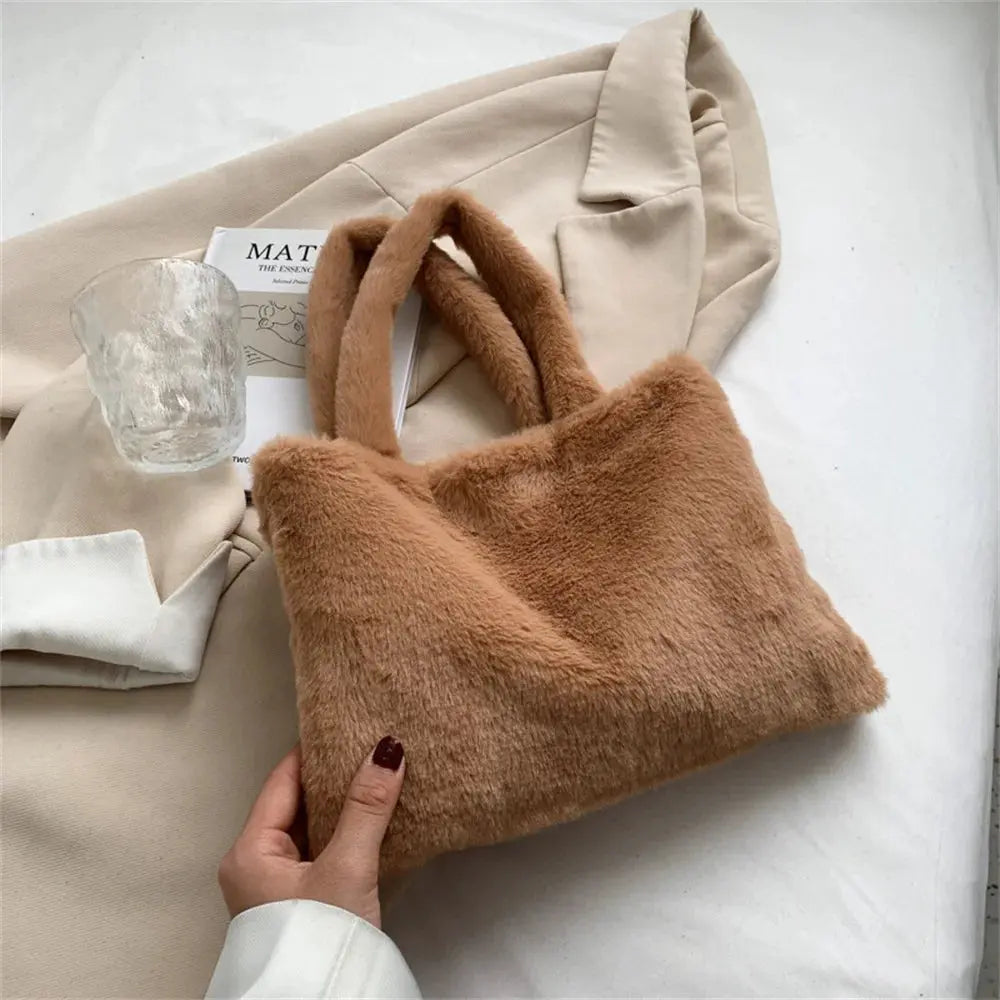 Women Versatile Cute Soft Plush Tote Bag Autumn Winter Faux Fur Shoulder Bag Purses Female Handbags Fluffy Shopper Bag