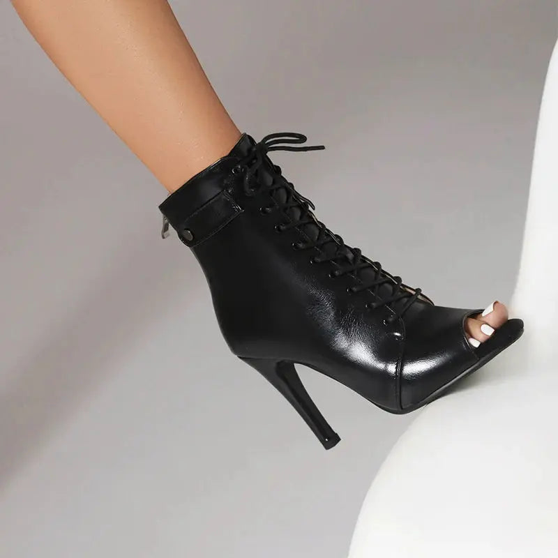 Sa9c1bc916fc94e66b5e60895cae8fbcdt