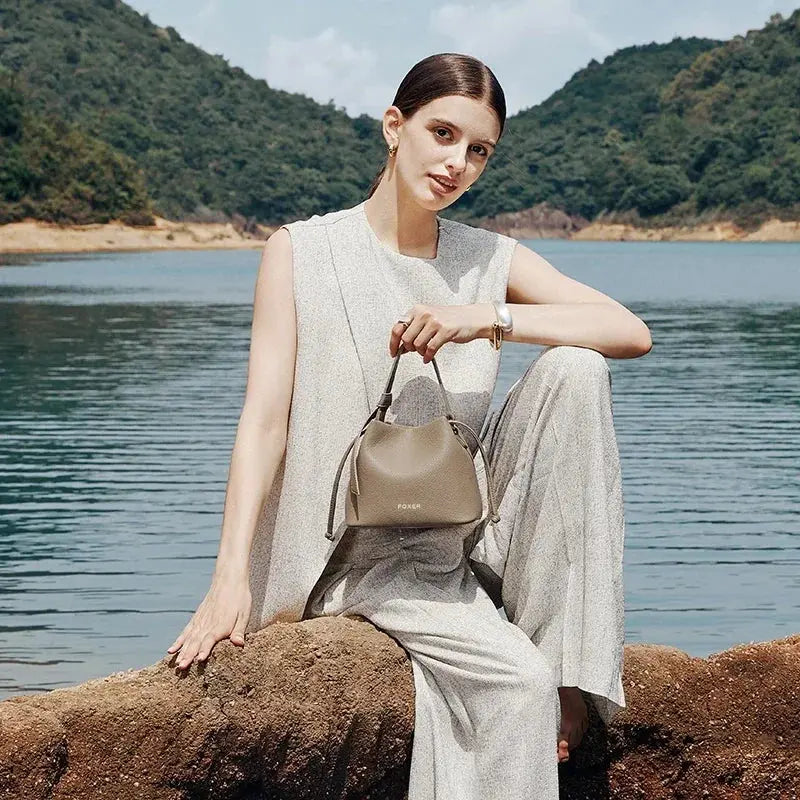 FOXER Women's Versatile Bucket Bag - Trendy & Elegant