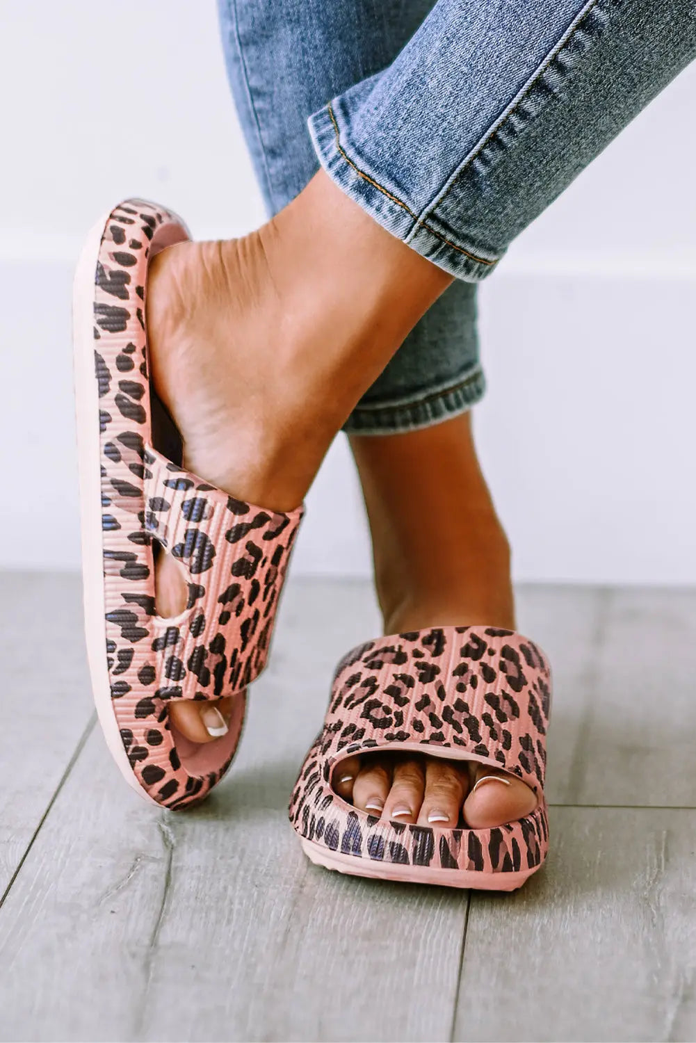 Pink Leopard Print Thick Sole Slip On Slippers Markonline
