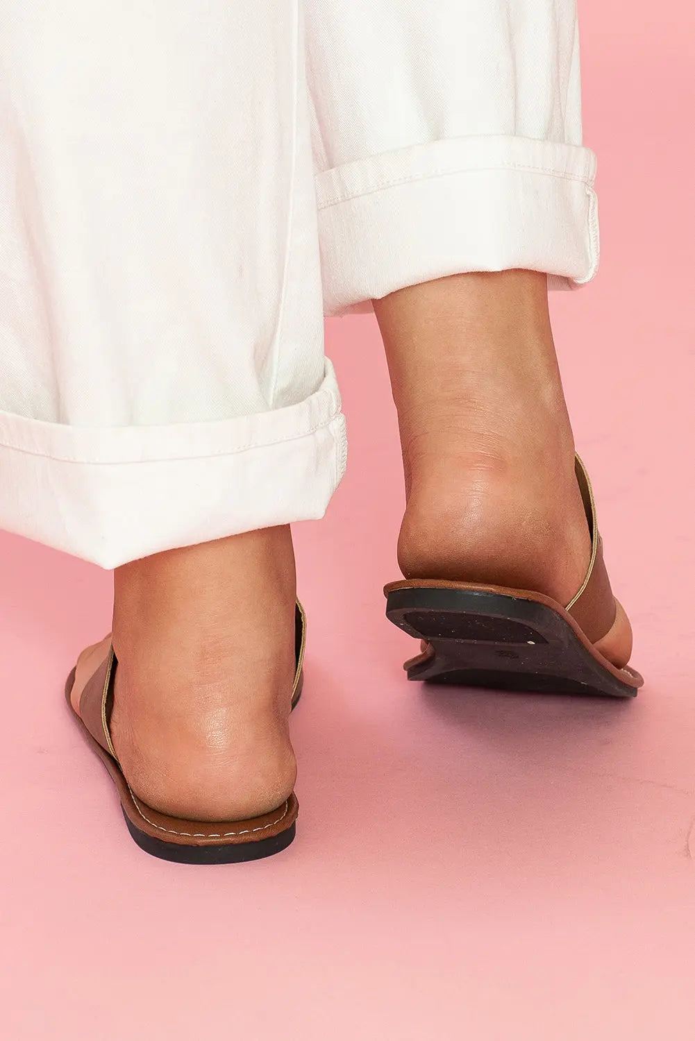 Chestnut Metal Decor Leather Thong Slippers Dear-Lover Dropshipping