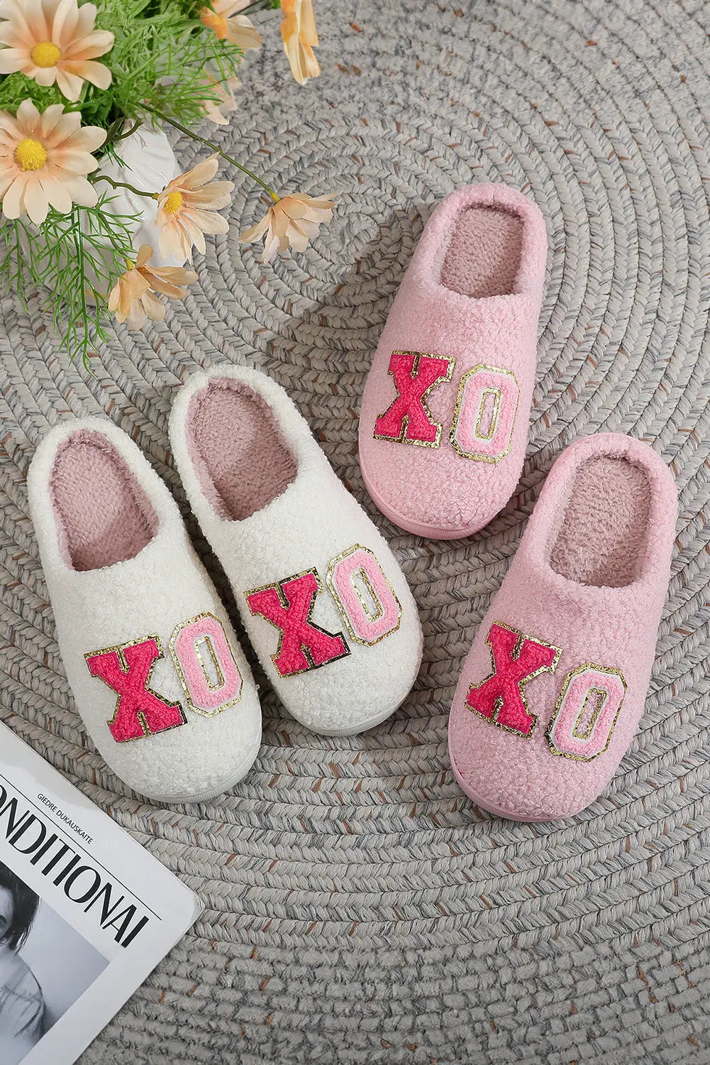 Pink XO XO Glitter Trim Letter Patched Plush House Slippers Markonline