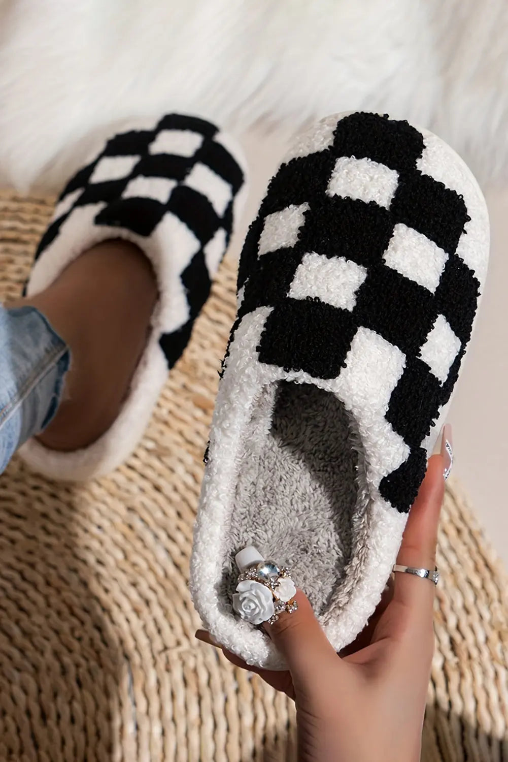 Black Checkered Print Fuzzy Slip On Winter Slippers Dear-Lover Dropshipping