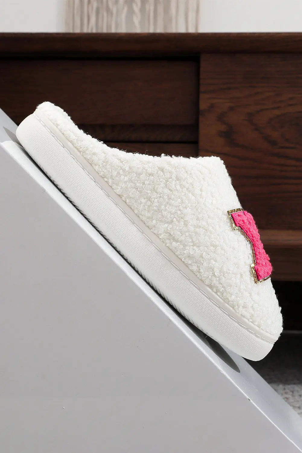 White XO XO Glitter Trim Letter Patched Plush House Slippers Dear-Lover Dropshipping