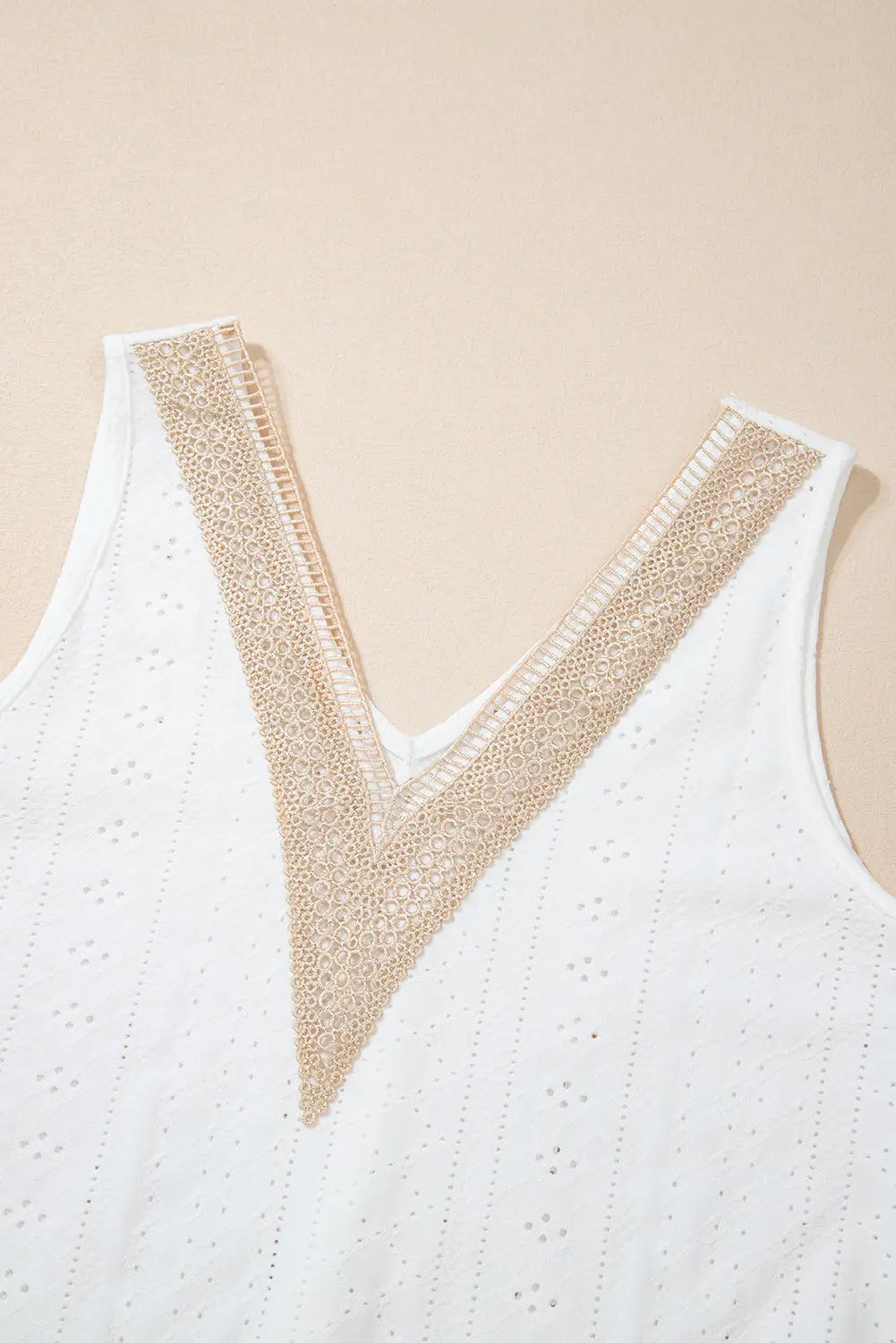 White Lace Crochet Splicing V Neck Loose Fit Tank Top Markonline