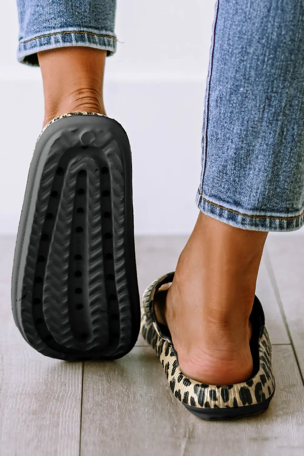 Black Print Thick Sole Slip On Slippers Dear-Lover Dropshipping