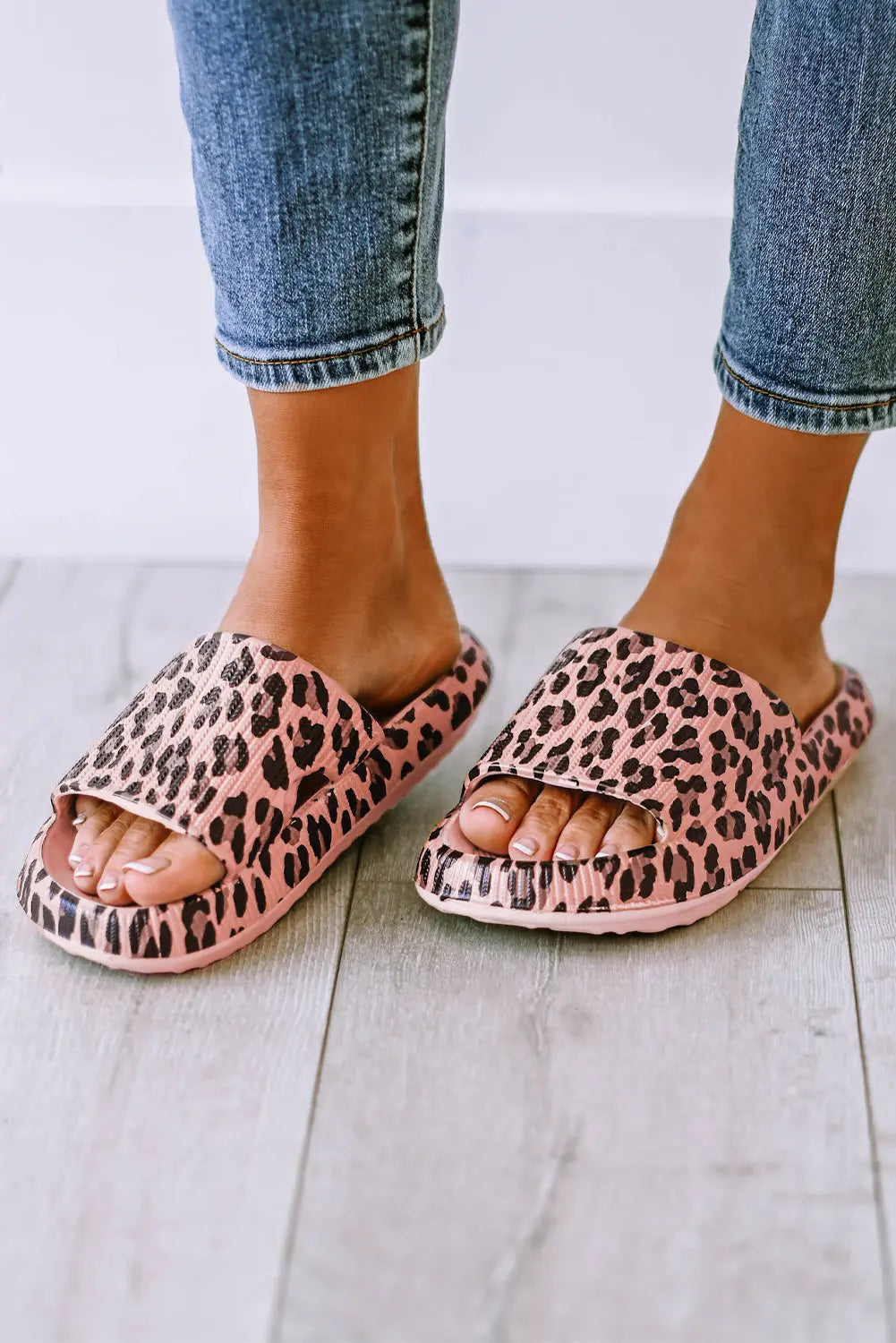 Pink Leopard Print Thick Sole Slip On Slippers Markonline
